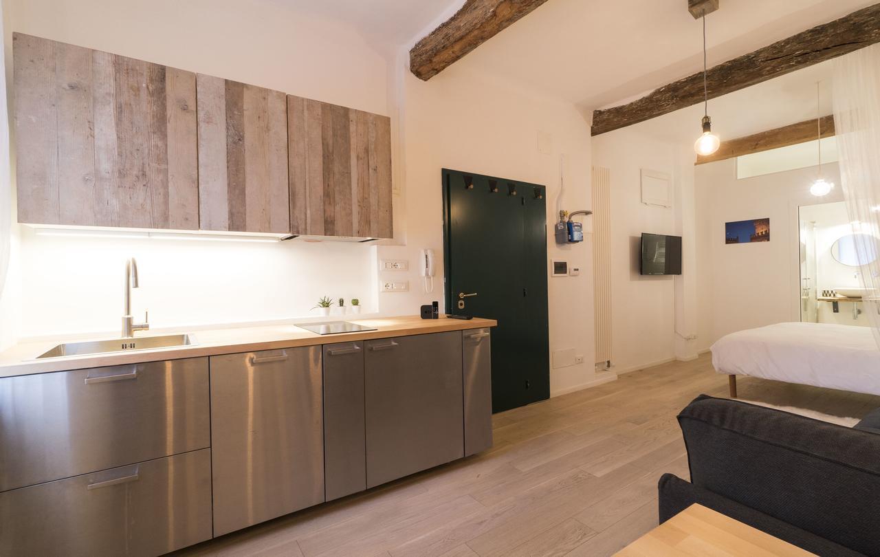 Lovely Studio D'Azeglio By Studio Vita Bologna Exterior photo