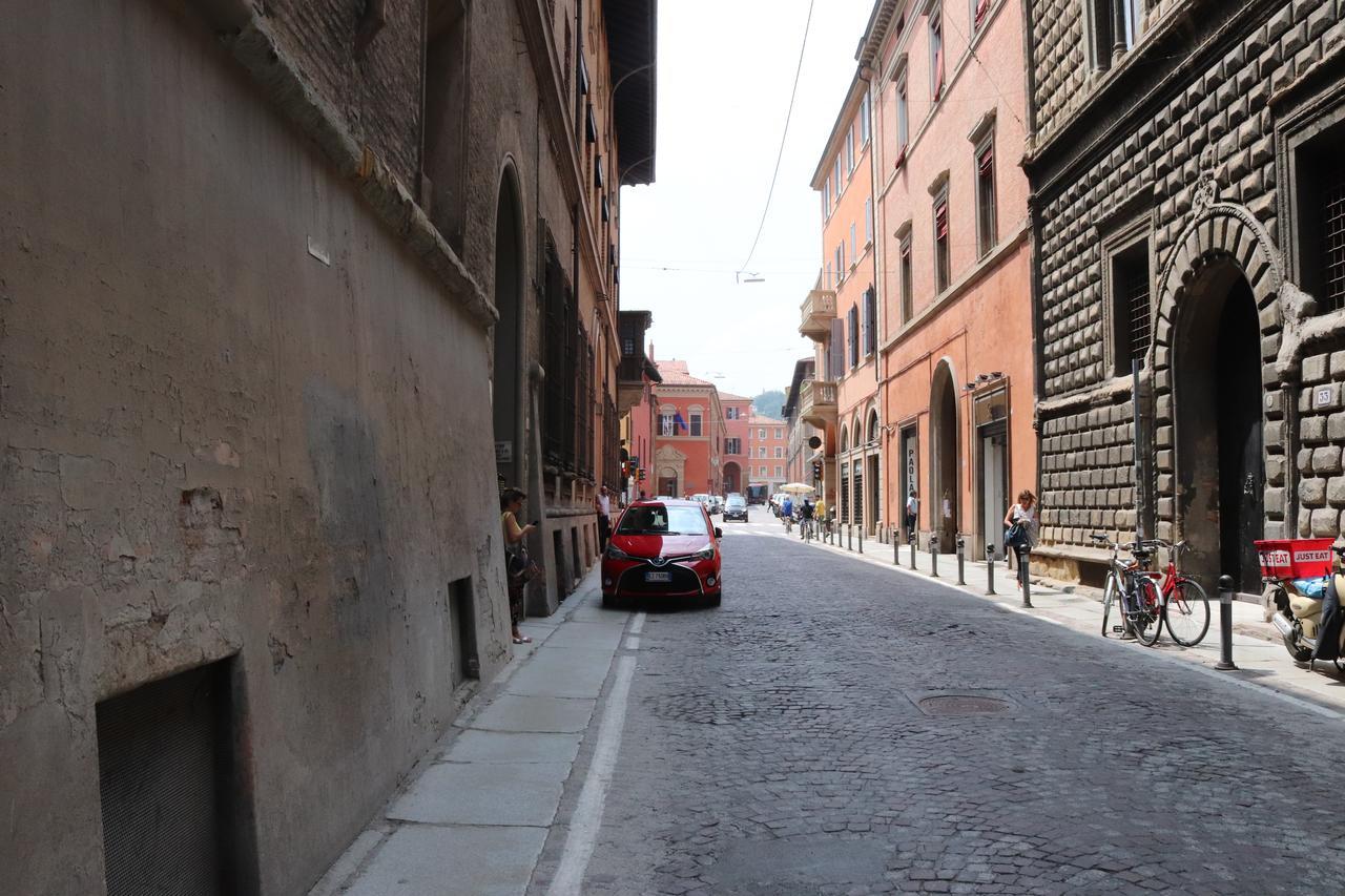 Lovely Studio D'Azeglio By Studio Vita Bologna Exterior photo